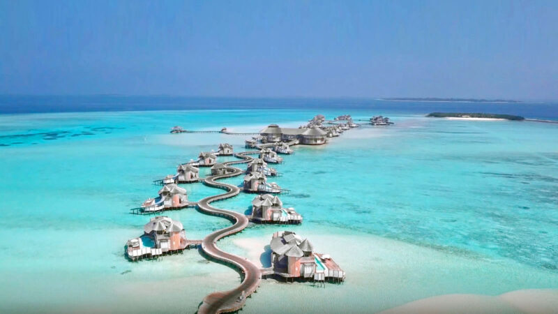 Top 10 Best Maldives Luxury Hotels 2019