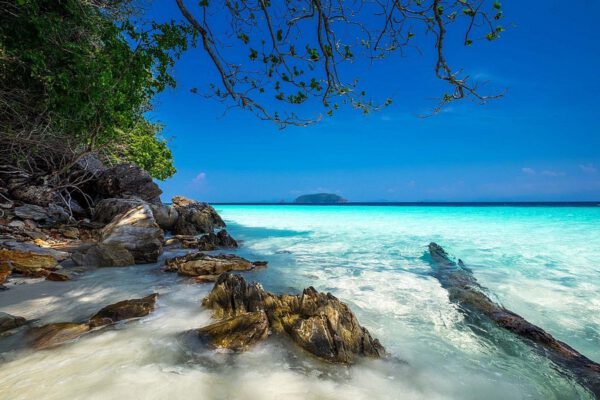หาดมาดาม-เกาะนาวโอพี